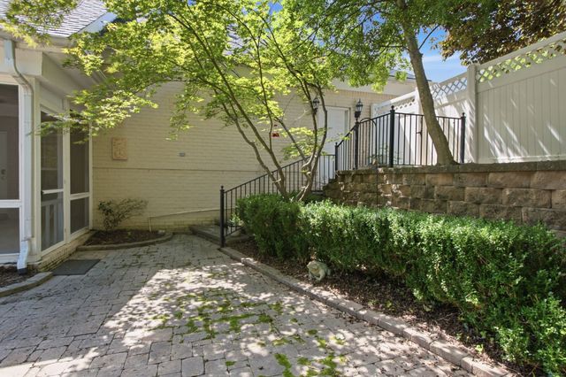 700 Pebble Springs Dr, Franklin, TN 37067