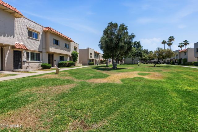 6833 E OSBORN Road D, Scottsdale, AZ 85251