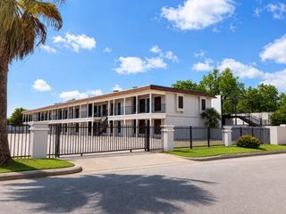 4709 Harmon Ave 420, Austin, TX 78751