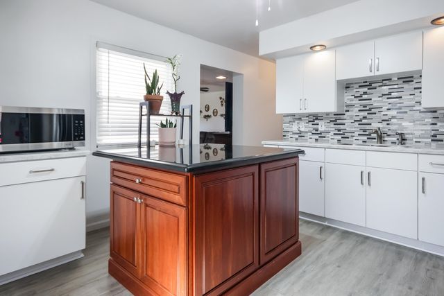 644 N Glenwood Street, Griffith, IN 46319