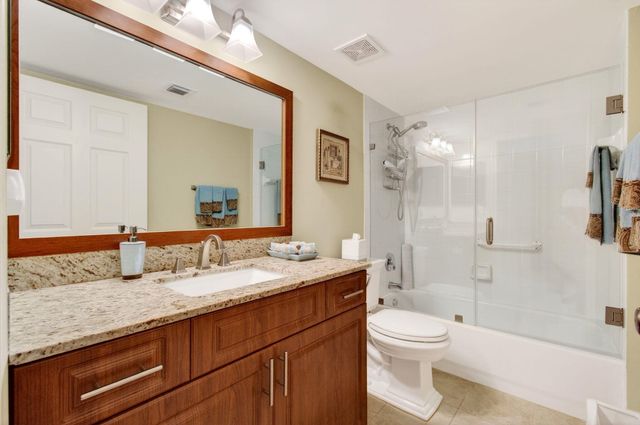 12511 Imperial Isle Drive 201, Boynton Beach, FL 33437