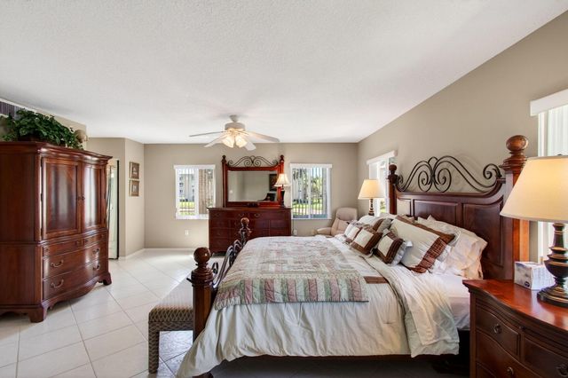 12511 Imperial Isle Drive 201, Boynton Beach, FL 33437