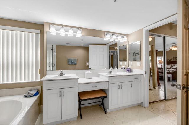 12511 Imperial Isle Drive 201, Boynton Beach, FL 33437