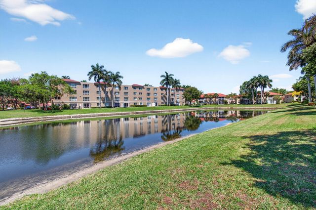 12511 Imperial Isle Drive 201, Boynton Beach, FL 33437
