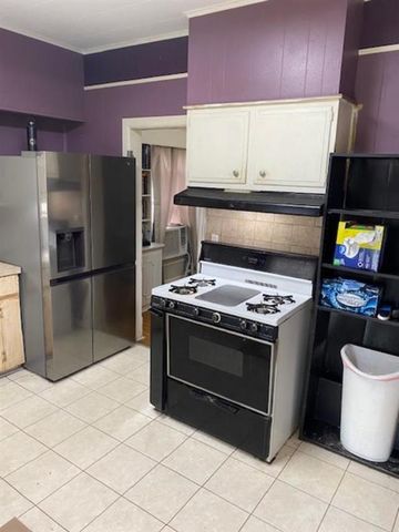 609 W Sallier Street, Lake Charles, LA 70601