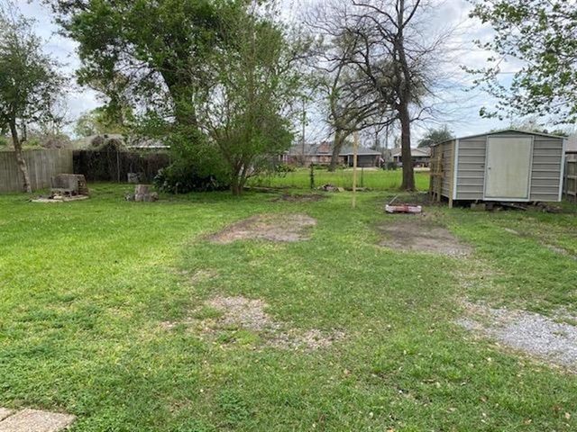 609 W Sallier Street, Lake Charles, LA 70601