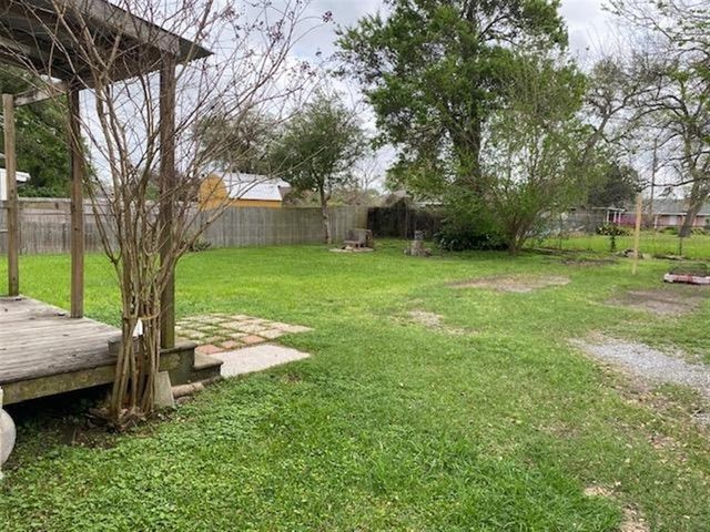 609 W Sallier Street, Lake Charles, LA 70601