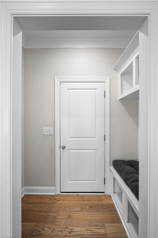 928 Kapstone Crossing, Lexington, NC 27295