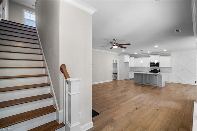 928 Kapstone Crossing, Lexington, NC 27295