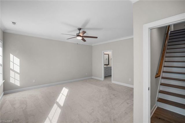 928 Kapstone Crossing, Lexington, NC 27295