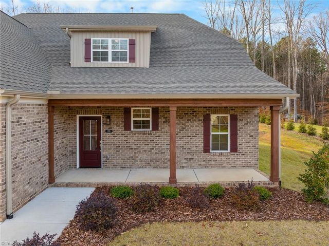 928 Kapstone Crossing, Lexington, NC 27295