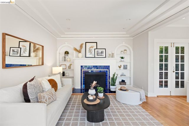 955 Shattuck Avenue, Berkeley, CA 94707