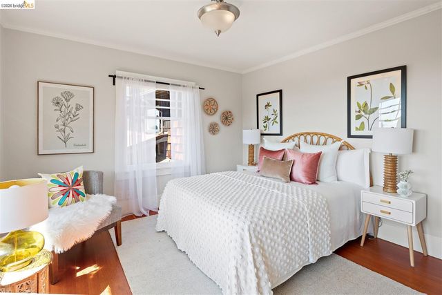 955 Shattuck Avenue, Berkeley, CA 94707