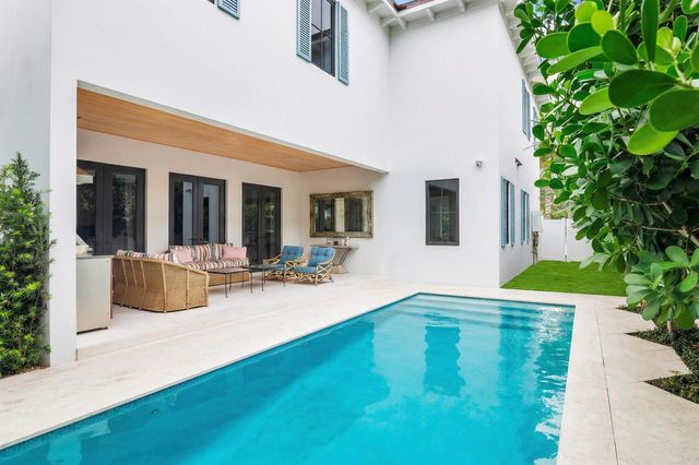 315 Avila Road, West Palm Beach, FL 33405