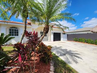 18252 SW 146th Ave, Miami, FL 33177