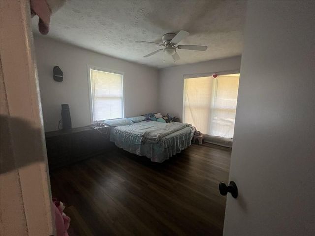 3975 N Sharon Church Road, Loganville, GA 30052