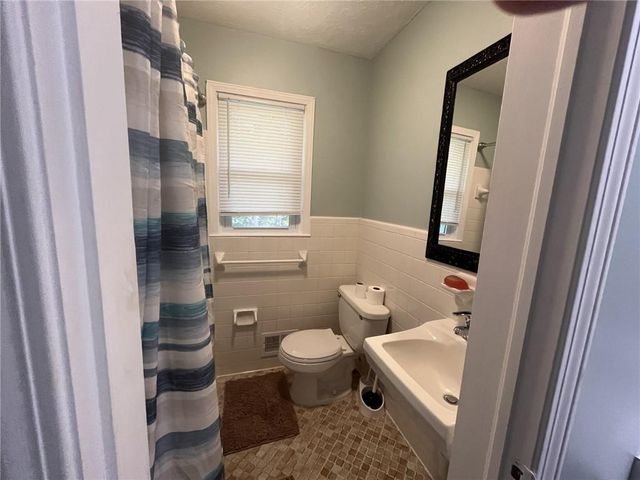 3975 N Sharon Church Road, Loganville, GA 30052
