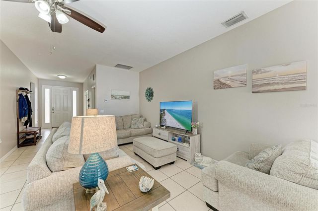 6546 BLUE GROSBEAK CIR, Lakewood Ranch, FL 34202