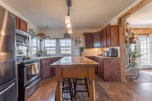 701 Elkland Road, Elkland, MO 65644