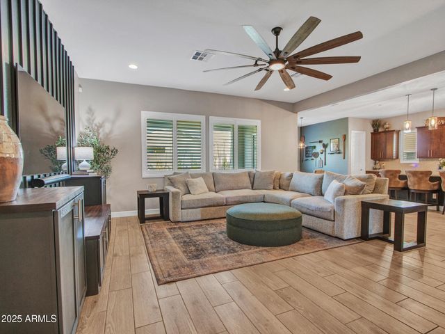 5132 N 185TH Avenue, Litchfield Park, AZ 85340