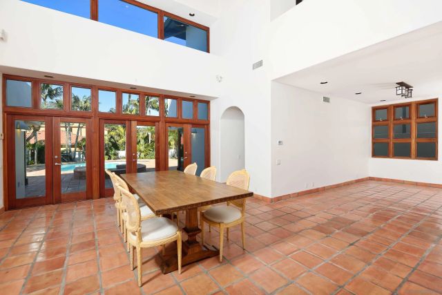 2320 Camino del Collado, Laj, CA 92037