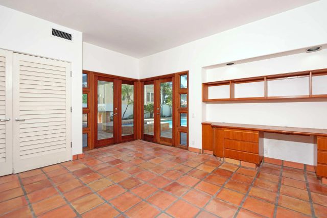 2320 Camino del Collado, Laj, CA 92037