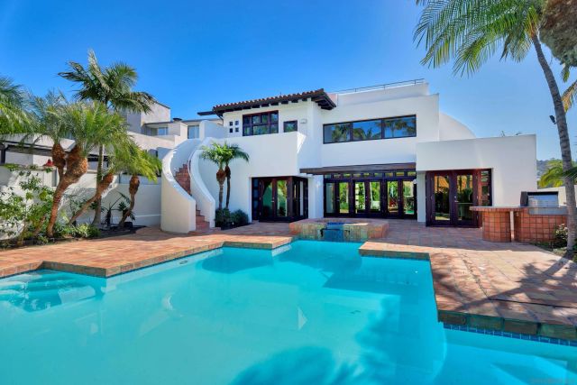 2320 Camino del Collado, Laj, CA 92037