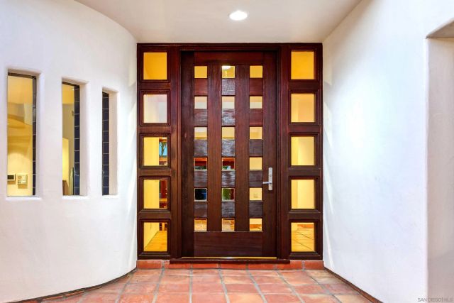 2320 Camino del Collado, Laj, CA 92037