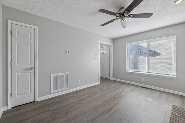 342 Brook Mead Dr, Clarksville, TN 37042