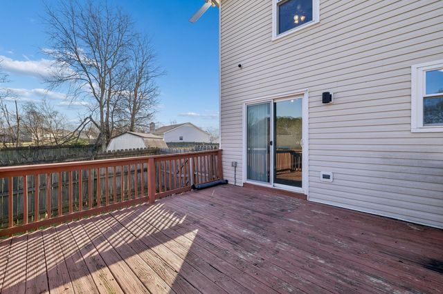 342 Brook Mead Dr, Clarksville, TN 37042