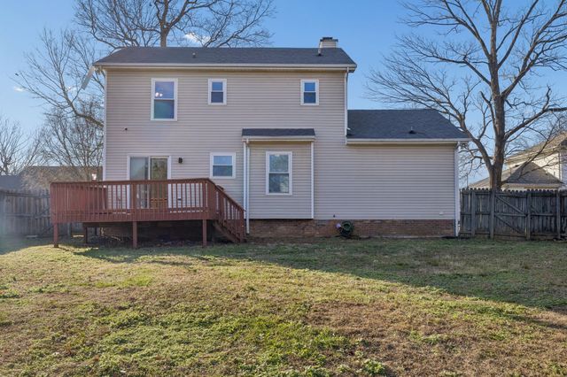 342 Brook Mead Dr, Clarksville, TN 37042