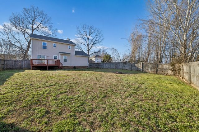 342 Brook Mead Dr, Clarksville, TN 37042