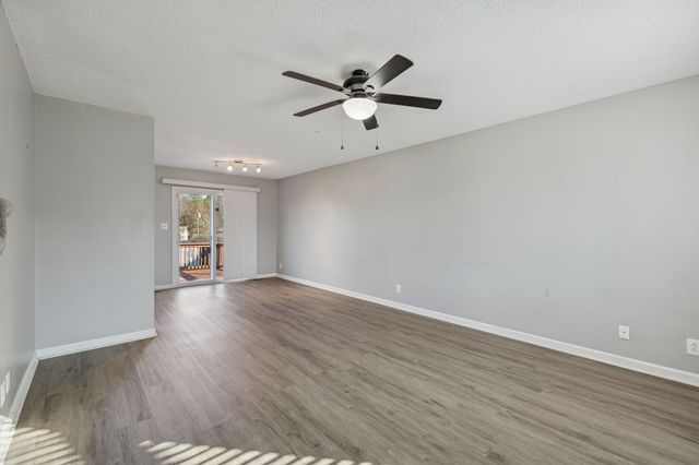 342 Brook Mead Dr, Clarksville, TN 37042