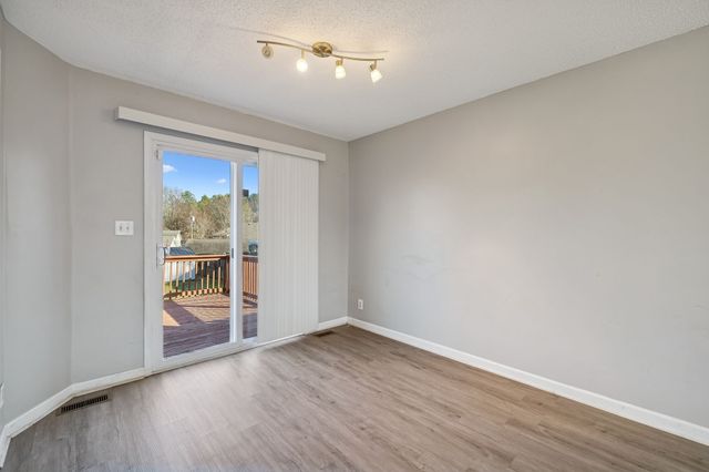 342 Brook Mead Dr, Clarksville, TN 37042