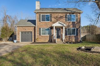 342 Brook Mead Dr, Clarksville, TN 37042