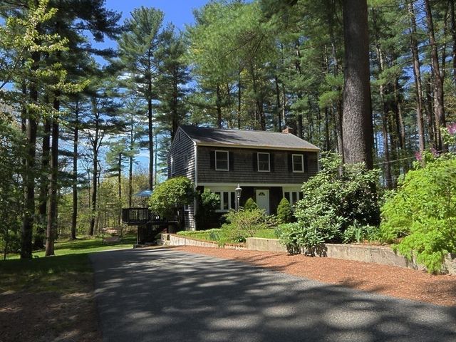 7 Sharon Ave, Norfolk, MA 02056