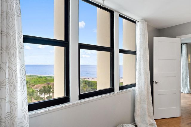 2800 N Ocean Drive B-7c, Singer Island, FL 33404