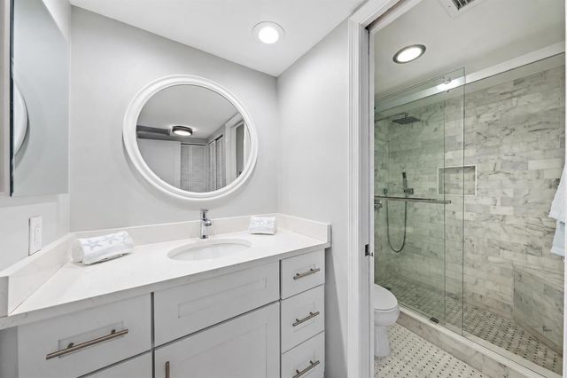 2800 N Ocean Drive B-7c, Singer Island, FL 33404