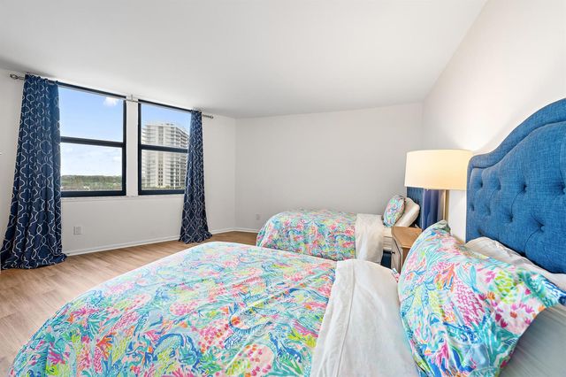 2800 N Ocean Drive B-7c, Singer Island, FL 33404