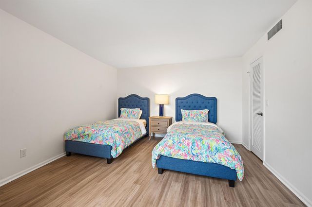 2800 N Ocean Drive B-7c, Singer Island, FL 33404