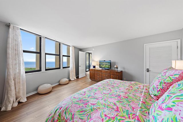 2800 N Ocean Drive B-7c, Singer Island, FL 33404