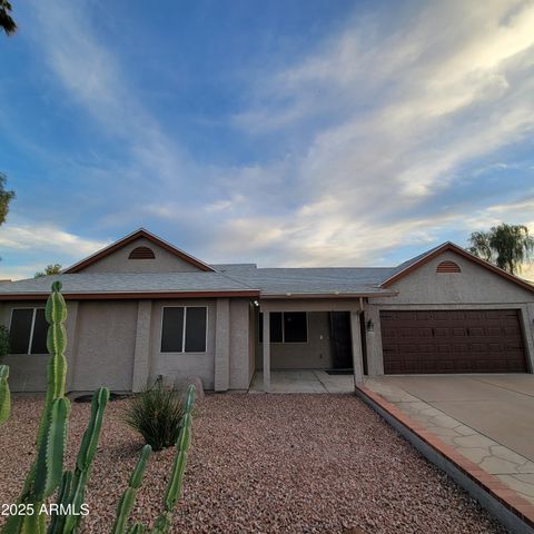 2121 W POTTER Drive, Phoenix, AZ 85027