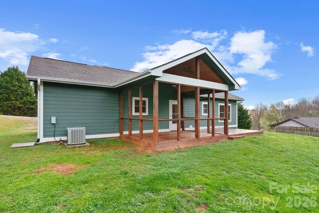 209 Breton Ridge Road, Leicester, NC 28748