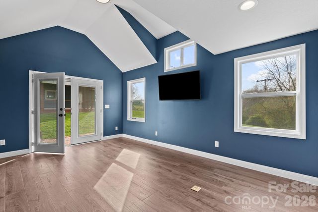 209 Breton Ridge Road, Leicester, NC 28748