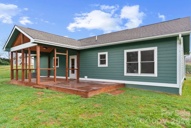 209 Breton Ridge Road, Leicester, NC 28748