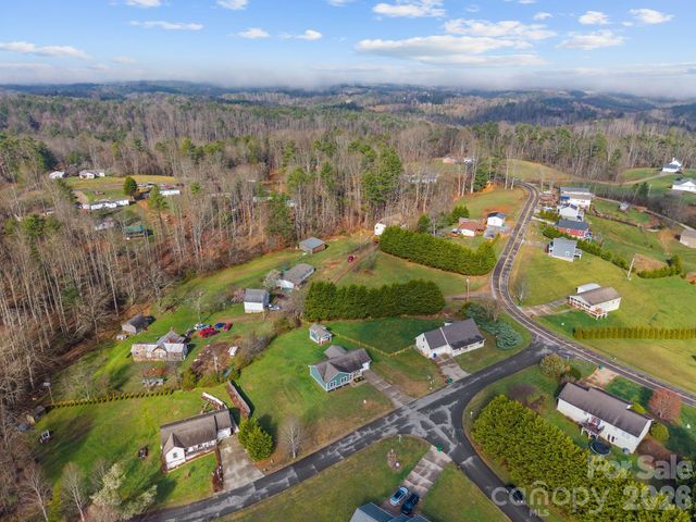209 Breton Ridge Road, Leicester, NC 28748
