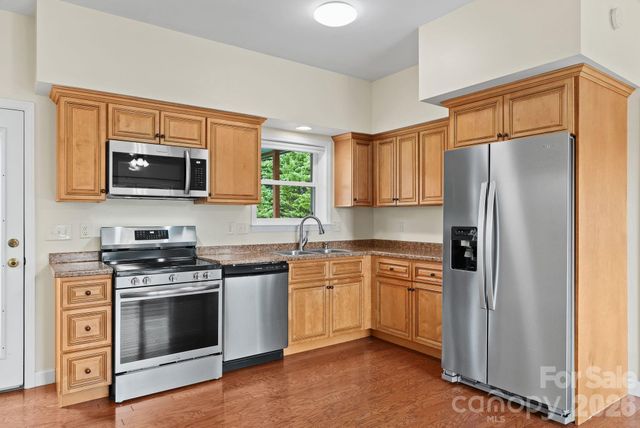 209 Breton Ridge Road, Leicester, NC 28748