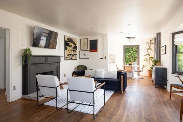 909 Leonard Avenue, Oceanside, CA 92054