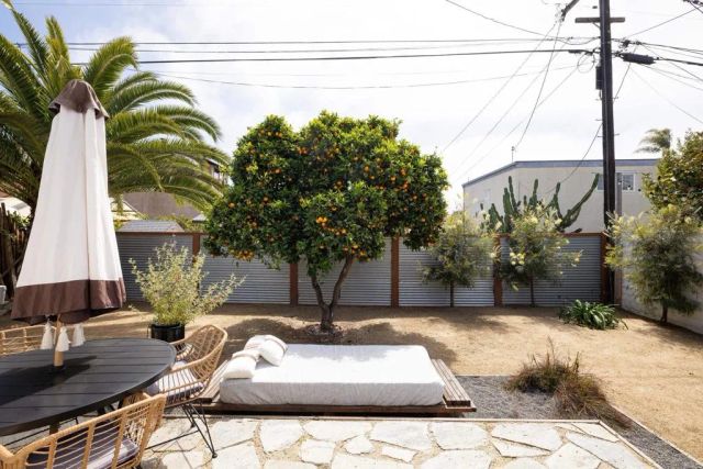 909 Leonard Avenue, Oceanside, CA 92054