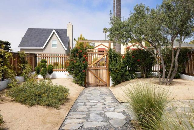 909 Leonard Avenue, Oceanside, CA 92054